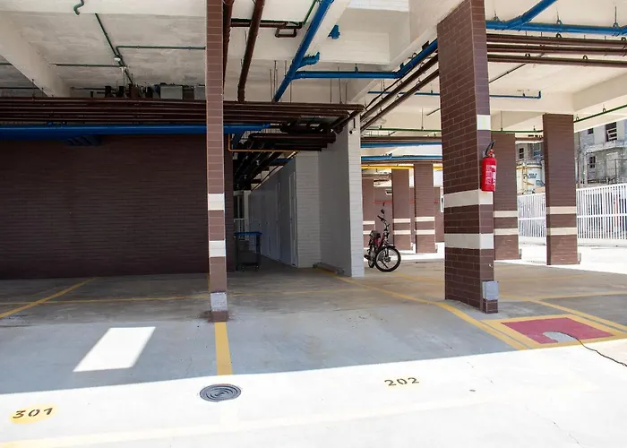 #202.Apê Novo, Telado e Pet-Friendly! 2 Suítes, Sacada Gourmet Ubatuba